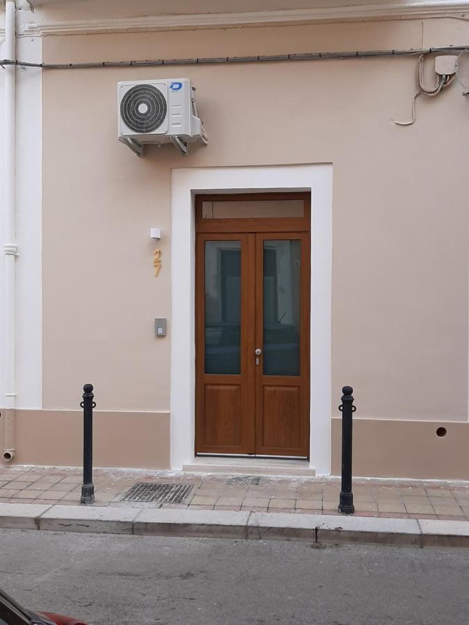 Bed Casa Vacanza Via Gallipoli - Corte Bari ブリンディジ エクステリア 写真