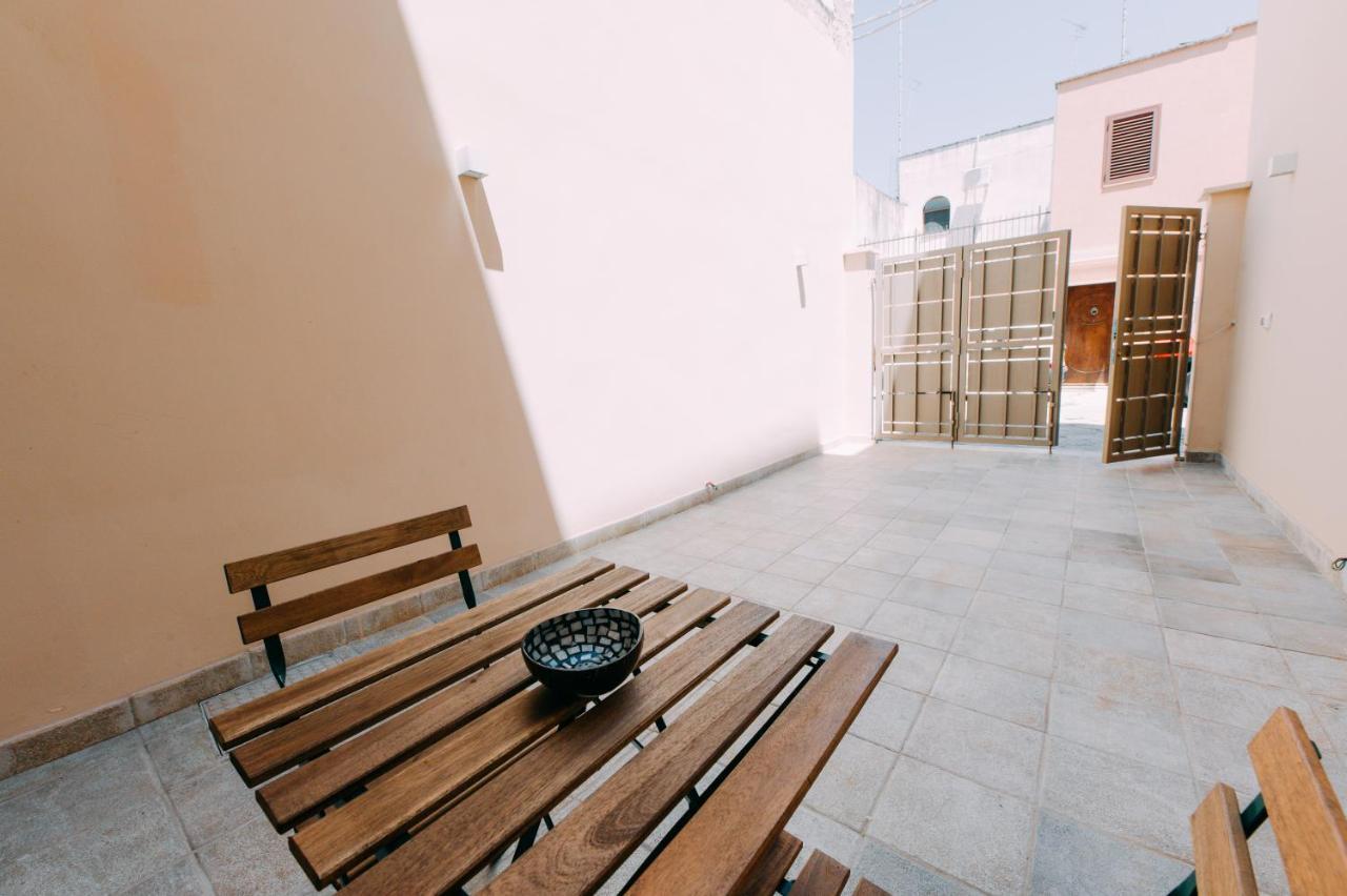 Bed Casa Vacanza Via Gallipoli - Corte Bari ブリンディジ エクステリア 写真
